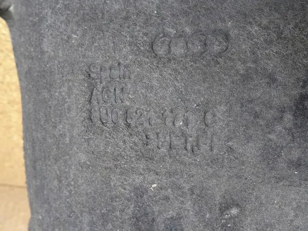 AUDI Q3 8U Front Left Wheel Arch 8U0821171C image 10