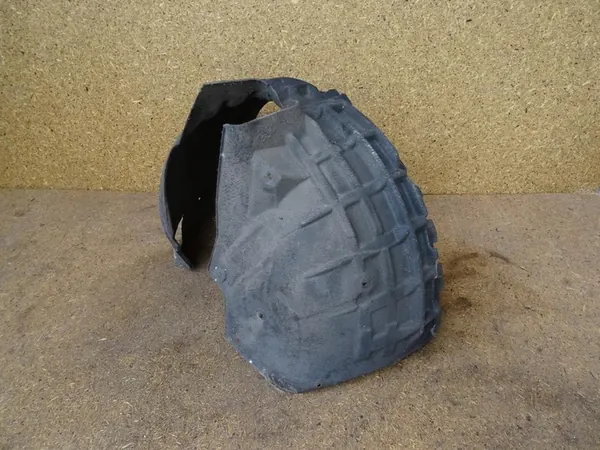 AUDI Q3 8U Front Left Wheel Arch 8U0821171C image 3