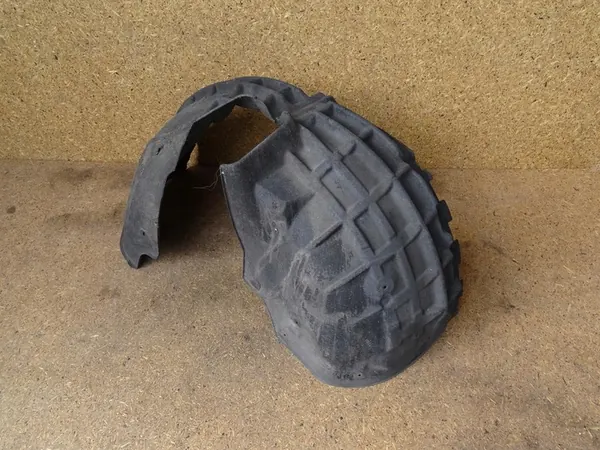 AUDI Q3 8U Front Left Wheel Arch 8U0821171C image 8