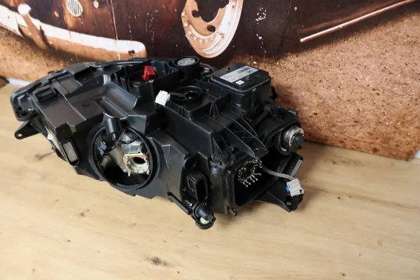 VW GOLF VII GTI FAROL BI-XENON LED ESQUERDO 5G1941751A image 6