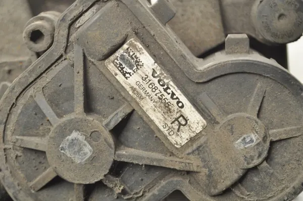 Volvo XC90 Bakre bromsok RH OEM 32217364 image 3