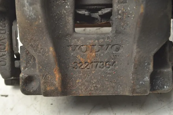 Volvo XC90 Bakre bromsok RH OEM 32217364 image 5