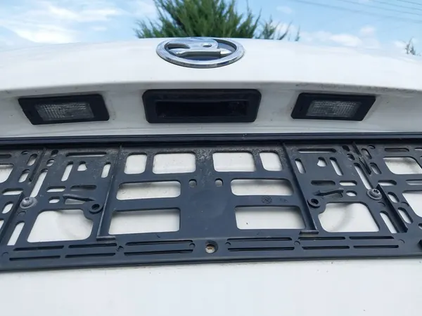 SKODA RAPID Takaluukku 5JA827219 image 2