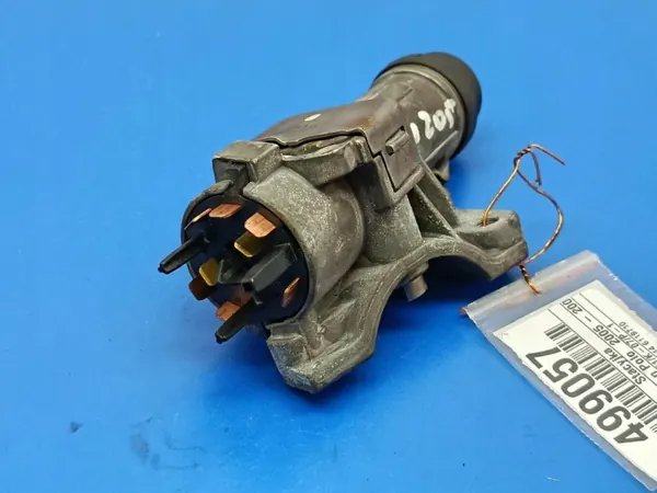 Volkswagen Polo 9N 1.2 Tändningslås OEM 4B0905851N image 3