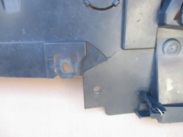 Piastra di Rinforzo Paraurti Anteriore Renault Trafic III image 5