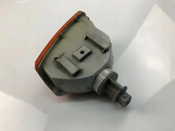 OEM 867953049 Intermitente izquierdo del guardabarros Polo image 4