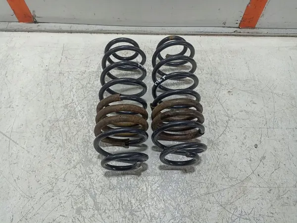 Ford Fiesta 2013 MK7 ST Hinterfeder OEM 113502001HA image 2