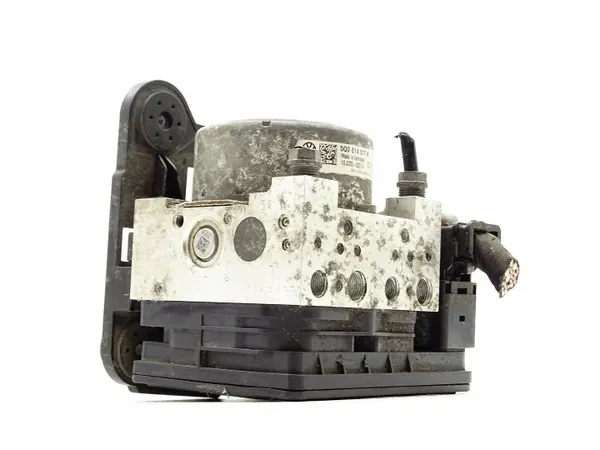 Pompe ABS OEM 5Q0614517N pour Audi A3 8V 1.6 image 2
