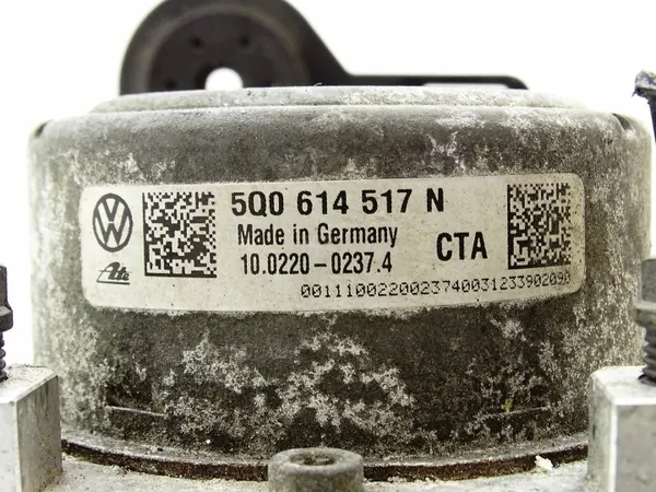 Pompe ABS OEM 5Q0614517N pour Audi A3 8V 1.6 image 8