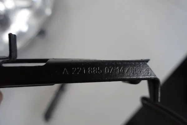 Guida Paraurti Mercedes W221 Sinistra Destra 2218850814 2218850714 image 4