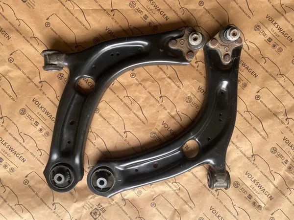 VW Audi Q3 83A Braccio Oscillante Anteriore Sinistro 3Q0407153D image 4