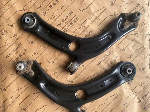 VW Audi Q3 83A Braccio Oscillante Anteriore Sinistro 3Q0407153D image 5