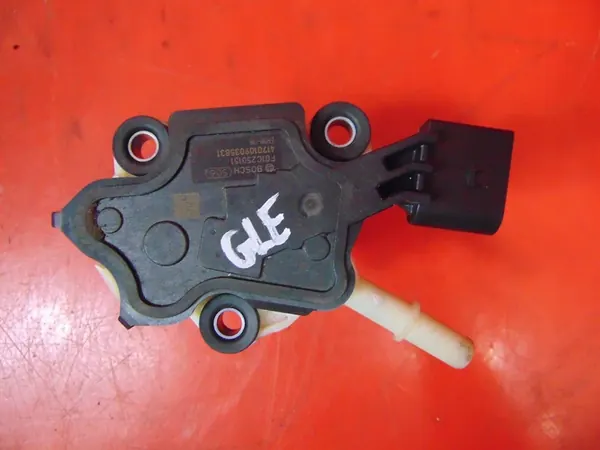 POMPE ADBLUE MERCEDES GLE W166 F01C250151 image 2