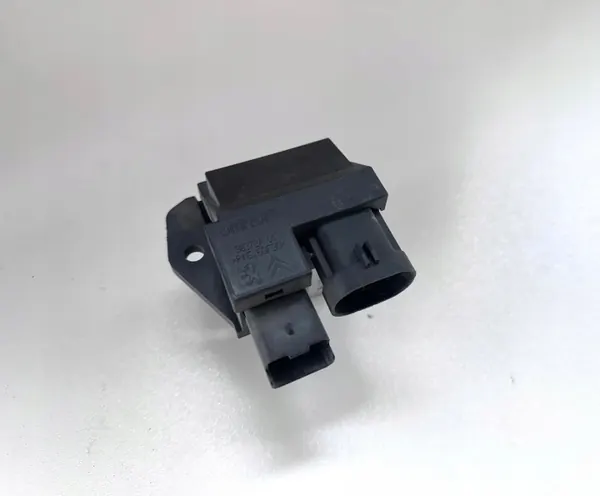 Peugeot 98372A01 Jäähdyttimen Tuulettimen Vastus image 2