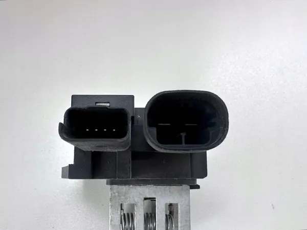 Peugeot 98372A01 Jäähdyttimen Tuulettimen Vastus image 3