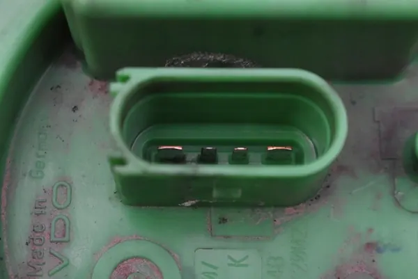 Bomba de combustível VW Golf 4 1.6 FSI 1997-2006 1J0919051K image 2