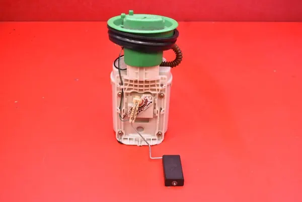 Bomba de combustível VW Golf 4 1.6 FSI 1997-2006 1J0919051K image 5