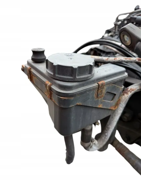 Mercedes Servolenkungsbehälter OEM Atego 3 Euro 6 image 2