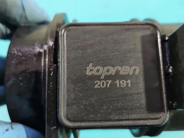 Luftmassenmesser Renault Scenic I 1.9 DCI image 7