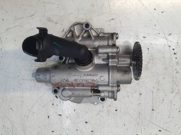 Oljepump VW Golf VII 1.4 TSI OEM 04E115109E image 2
