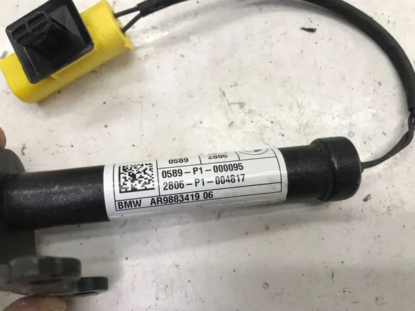 OEM 9883419 Chargeur Pyrotechnique de Capot Droit image 6