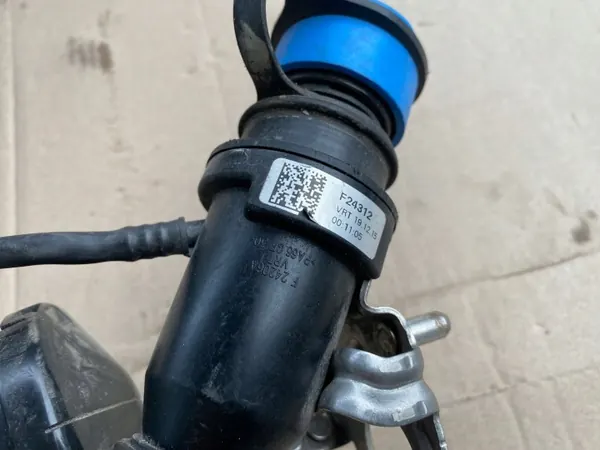 Gebrauchter AdBlue-Einfüllstutzen OEM L29651BA Mercedes GLC image 5