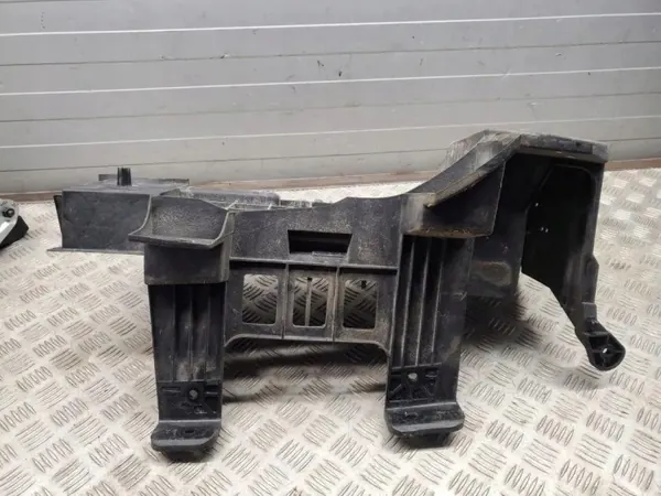 Dodge RAM 2010-2018 Batterilåda OEM 55372500AE image 3