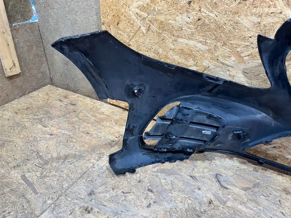 Parachoques delantero Mercedes C-Class W205 Lift 18-21 AMG image 10