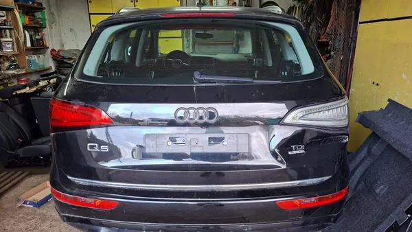 Porta Traseira Audi Q5 SQ5 Sem Hardware OEM ACG1341 image 1