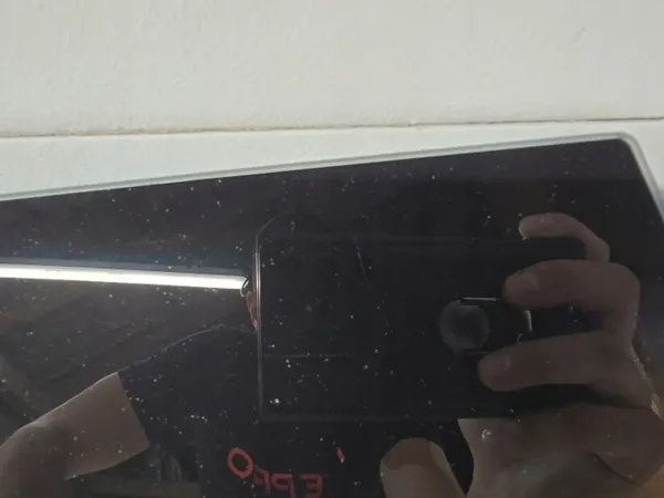 Tesla Model 3 vasen pilarikameran kansi OEM 1109253-00-I image 4