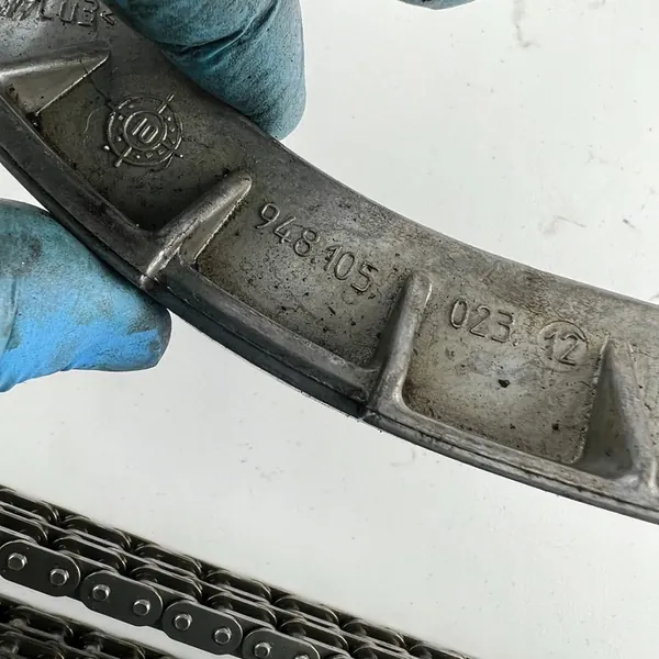 Conjunto de cadena de distribución Porsche Panamera 4.8L OEM image 4