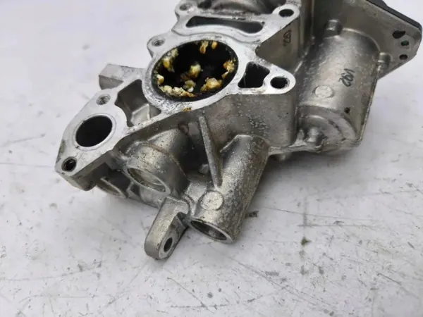 Válvula EGR usada OEM A6541406900 para Mercedes-Benz image 3