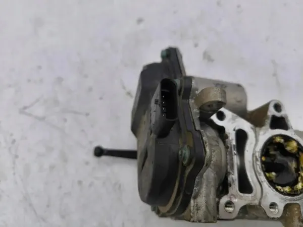 Válvula EGR usada OEM A6541406900 para Mercedes-Benz image 4