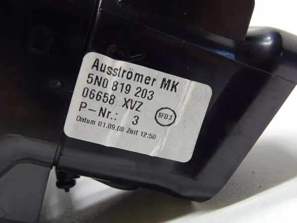 Achter luchtrooster OEM 5N0819203 voor VW Tiguan image 8