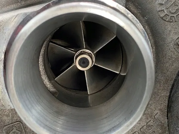 Turbo compresor Mercedes C 200 W205 A2740902380 image 3