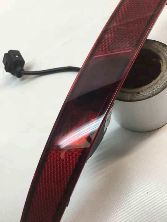 Lanterna de neblina traseira lado esquerdo Skoda Kamiq 658.945.701 image 2