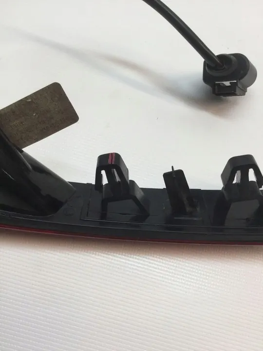 Lanterna de neblina traseira lado esquerdo Skoda Kamiq 658.945.701 image 5