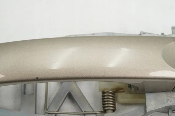 Takakannen oikea ulko-ovikahva VW Touran 1T0837886B image 3