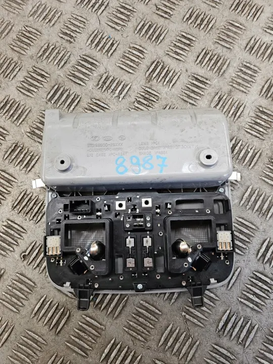 Hyundai IX35 Interieurverlichting OEM 92800-2SXXX - Gebruikt image 4