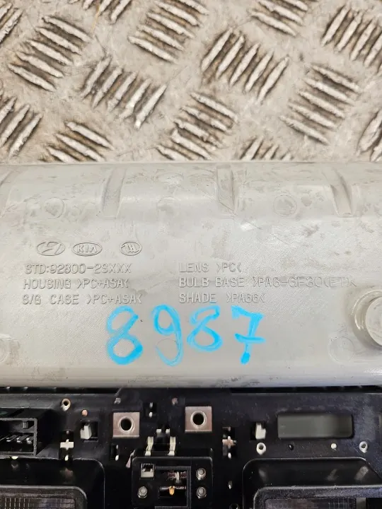 Hyundai IX35 Interieurverlichting OEM 92800-2SXXX - Gebruikt image 5