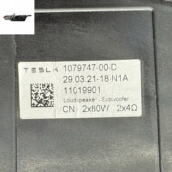 Subwoofer Tesla 3 OEM 1079747-00-D - Usado image 4