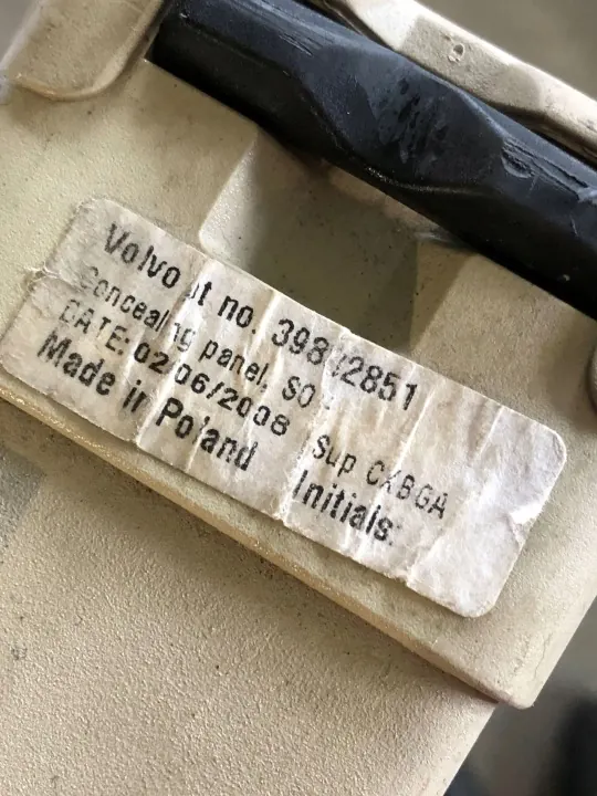 Store de coffre Volvo XC70 OEM 39842851 image 9