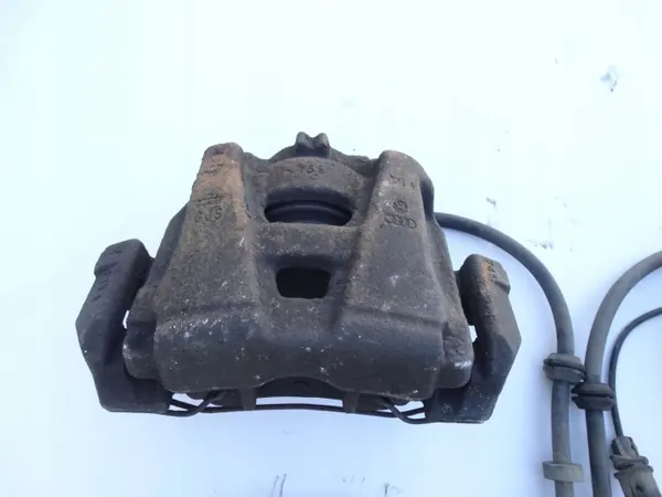 OEM 548736215 Fram Bromsskivor Audi A4 B8 Bromsok image 3