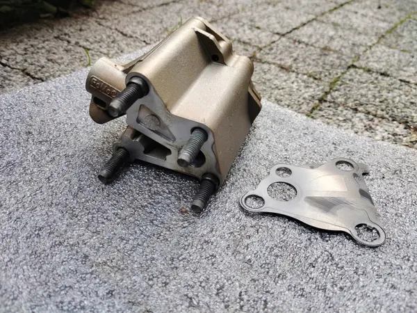 Pompe à huile moteur OEM AG9E 6600 AB pour Ford 2.0 EcoBoost image 6