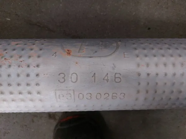 OEM 645654 Keskus- ja Takapääntö VW Polo III:lle image 7