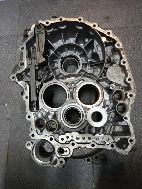 Peça Volkswagen OE 02E301103K 02E301107 usada image 2