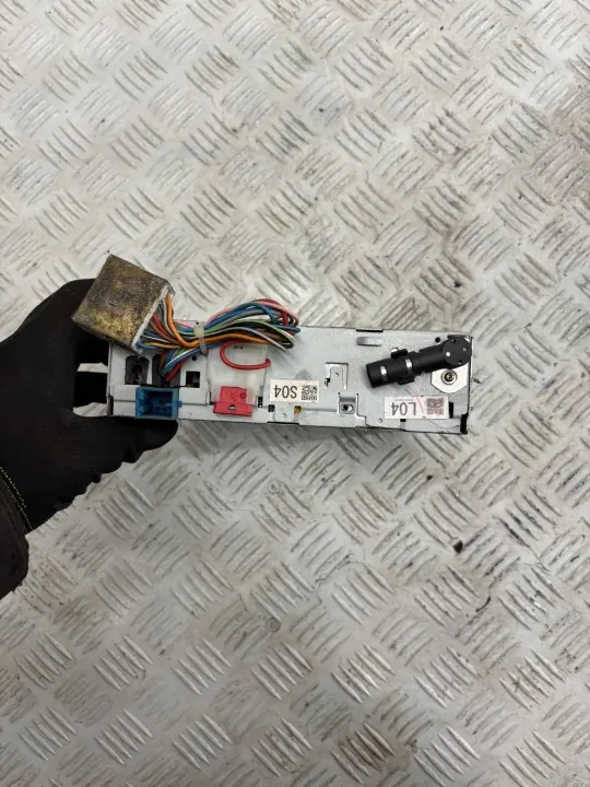 Radio CD Subaru OEM para Forester II SG - Usado image 5