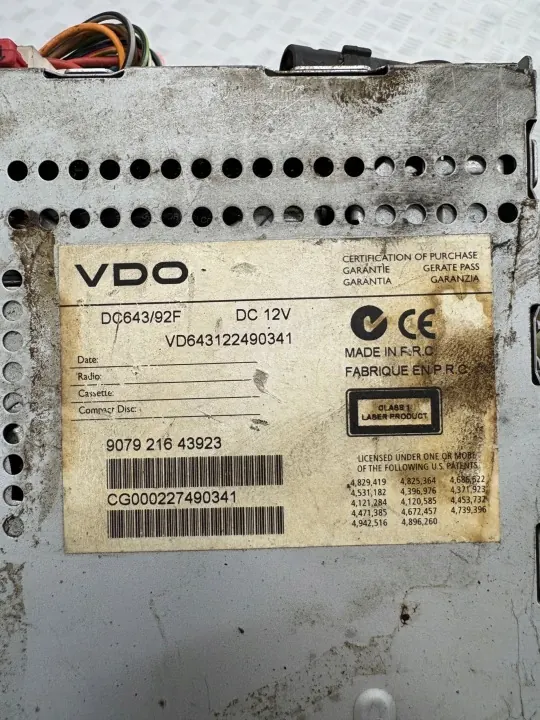 Radio CD Subaru OEM para Forester II SG - Usado image 7