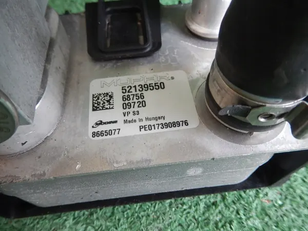 Radiador Fiat 500E OEM 52139550 - Pieza OE Usada image 3