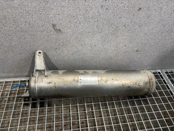Lufttank OEM 7L0616201A för Audi Q7 3.0L Diesel image 2